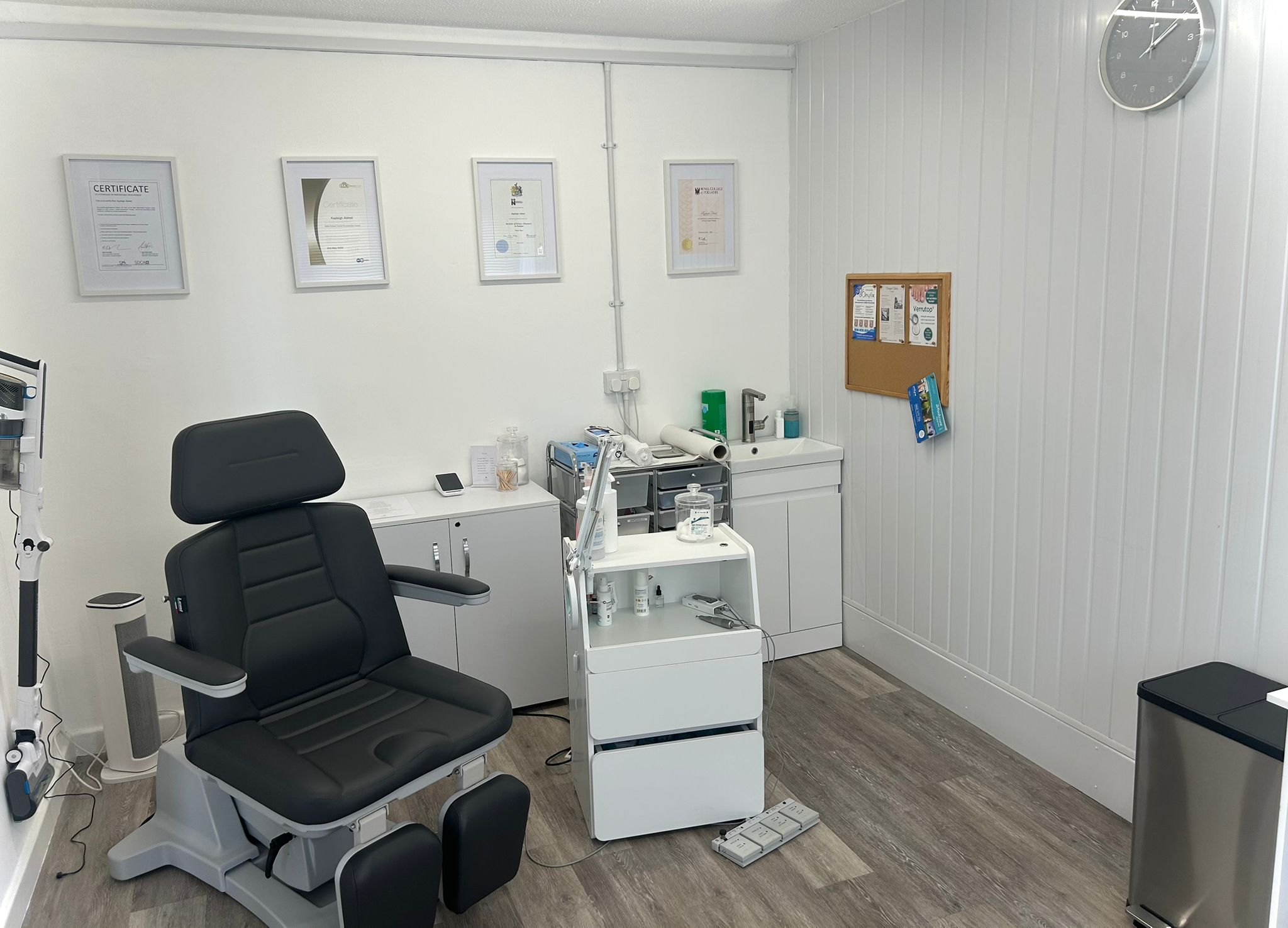 Thorpe Clinic Woodston - Interior Treatment Room